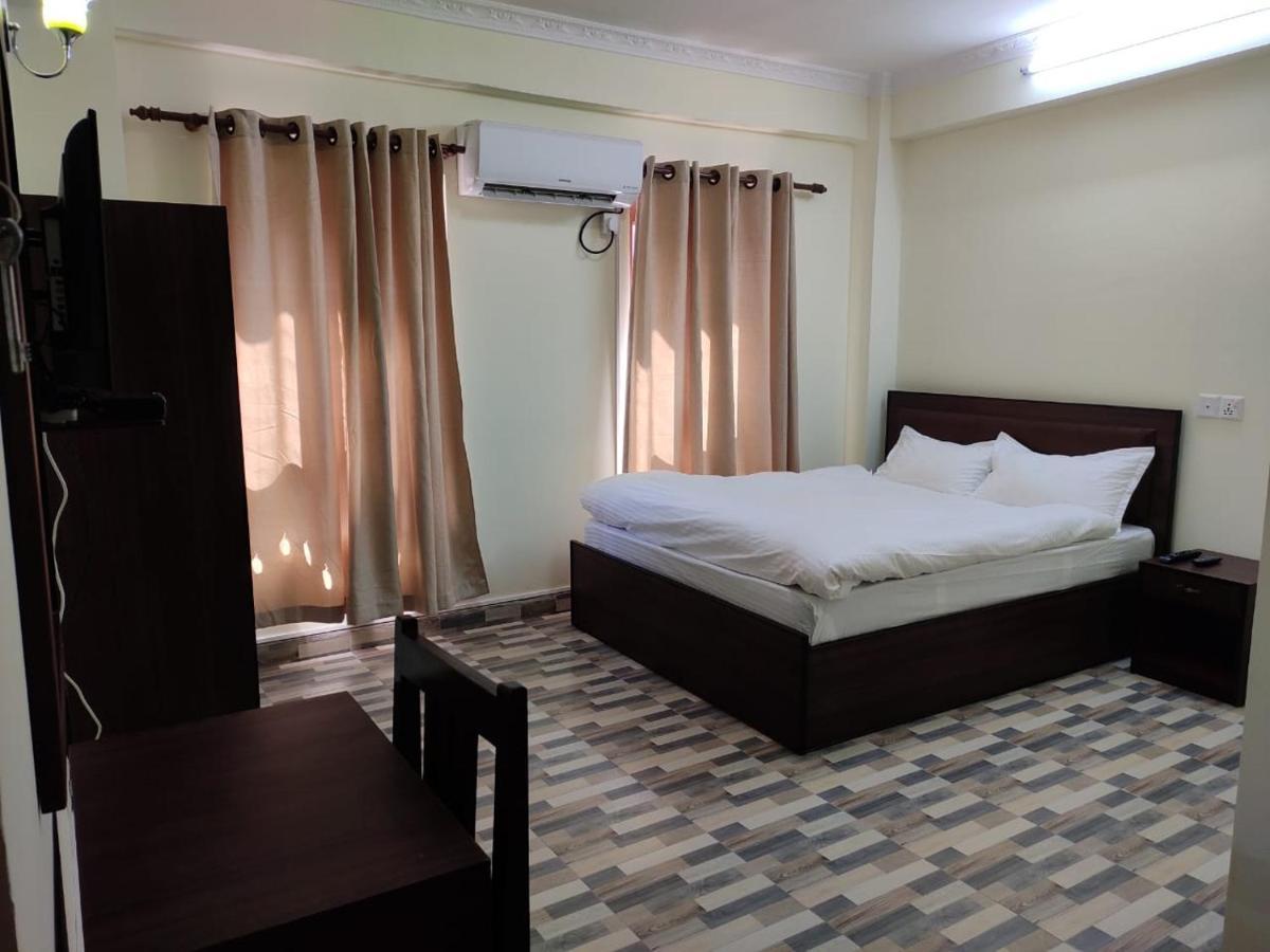 Pashupati View Hotel Catmandu Exterior foto